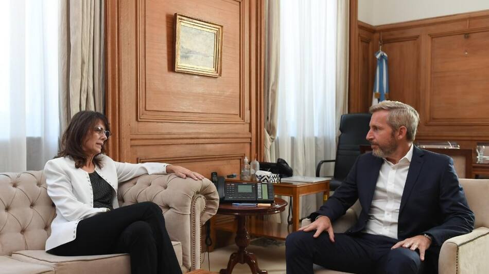 Rogelio Frigerio y María Eugenia Bielsa, reunión en Casa de Gobierno