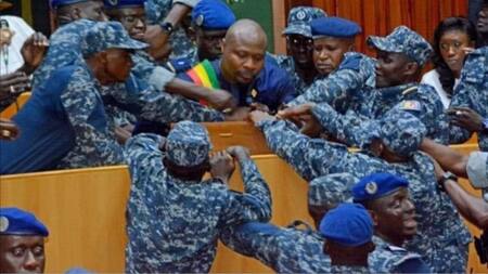 El líder de la oposición senegalesa, Guy Marius Sagna. Foto: Instagram @eograficahistoria1