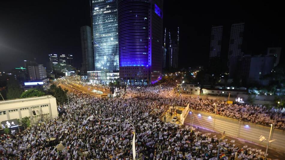 Masiva protesta en Israel. Foto: EFE