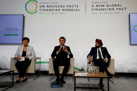 Emmanuel Macron, Foro Económico Mundial. Foto: Reuters.