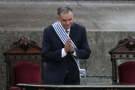 Yamandú Orsi, nuevo presidente de Uruguay. Foto: EFE/Raúl Martínez