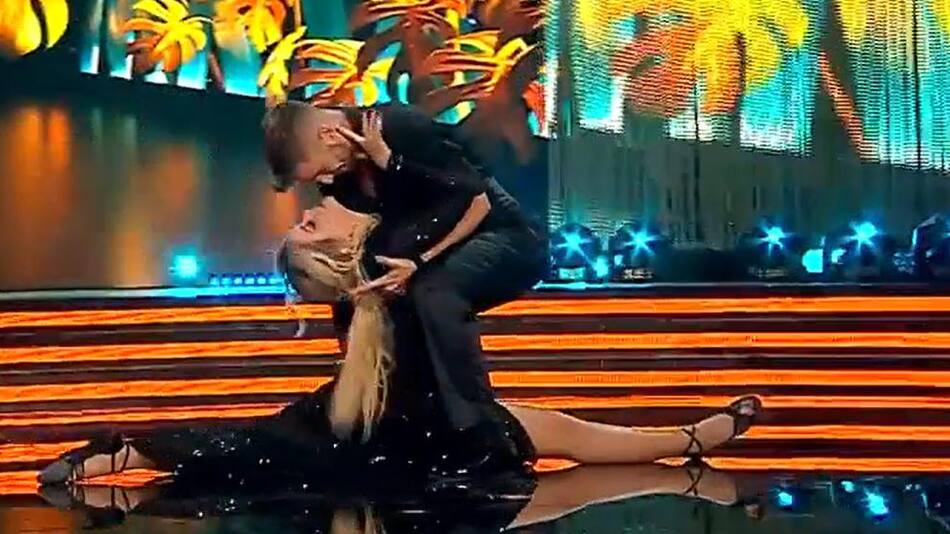 Wanda Nara bailando bachata. Foto: captura.