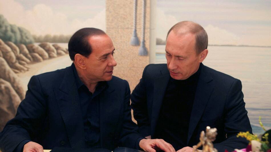 Putin y Berlusconi. Foto: Reuters.