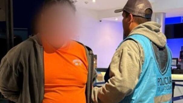 Detuvieron a un hombre por abusar de una menor de edad en un shopping de Liniers