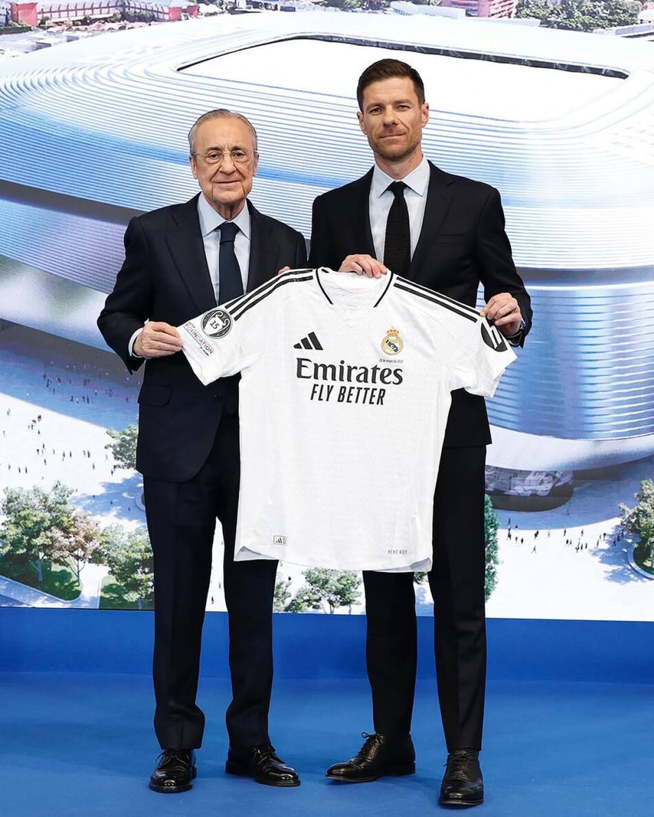 Xabi Alonso junto a Florentino Pérez, en su presentación como nuevo DT del Real Madrid. Foto: Instagram/@realmadrid