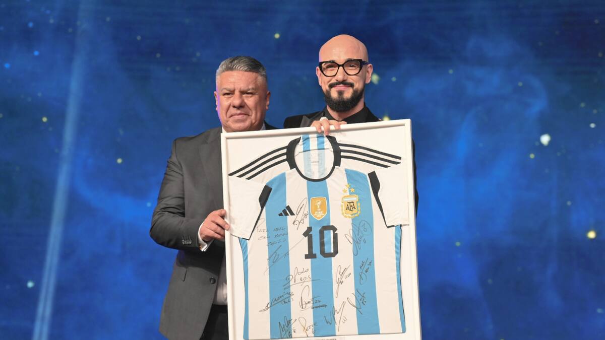 Abel Pintos junto al Chiqui Tapia, AFA. Foto: NA