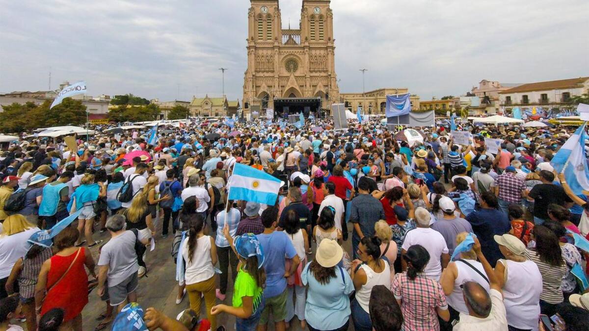 Aborto, misa en Luján, Iglesia, NA