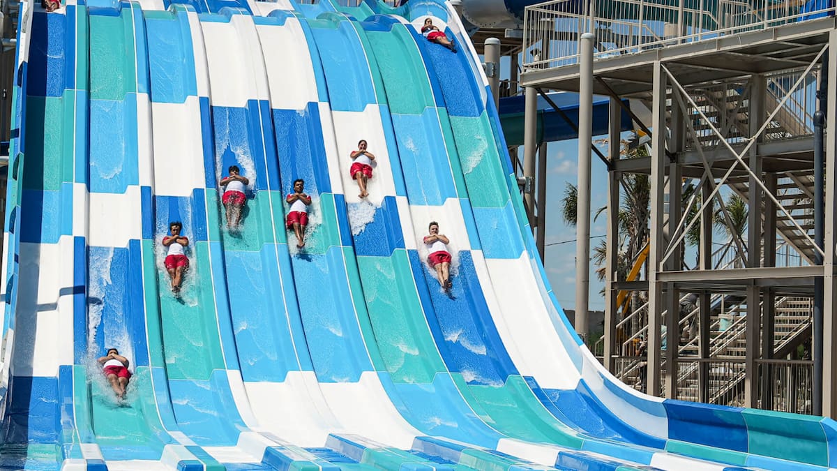 Abrió Infinito Water Park, el parque acuático más grande de Argentina.