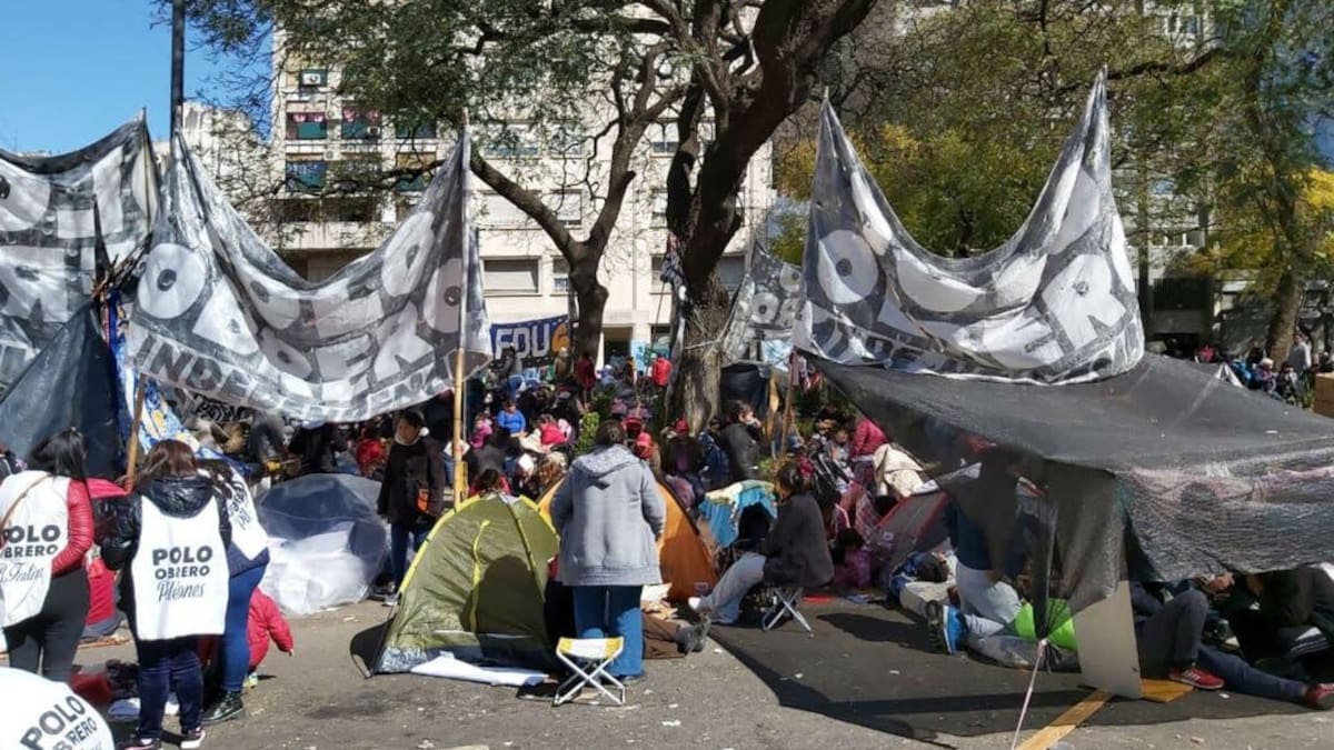 Acampe, organizaciones sociales