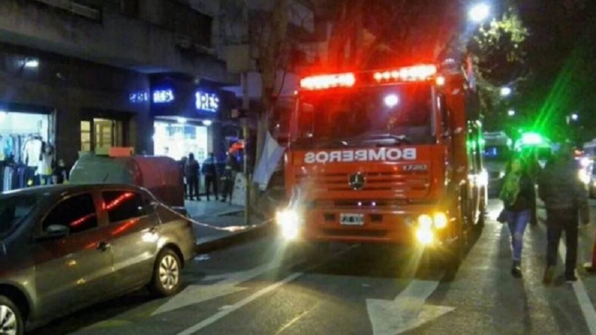 Accidente en Palermo, hombre cayó de un edificio, foto Emergencias BA