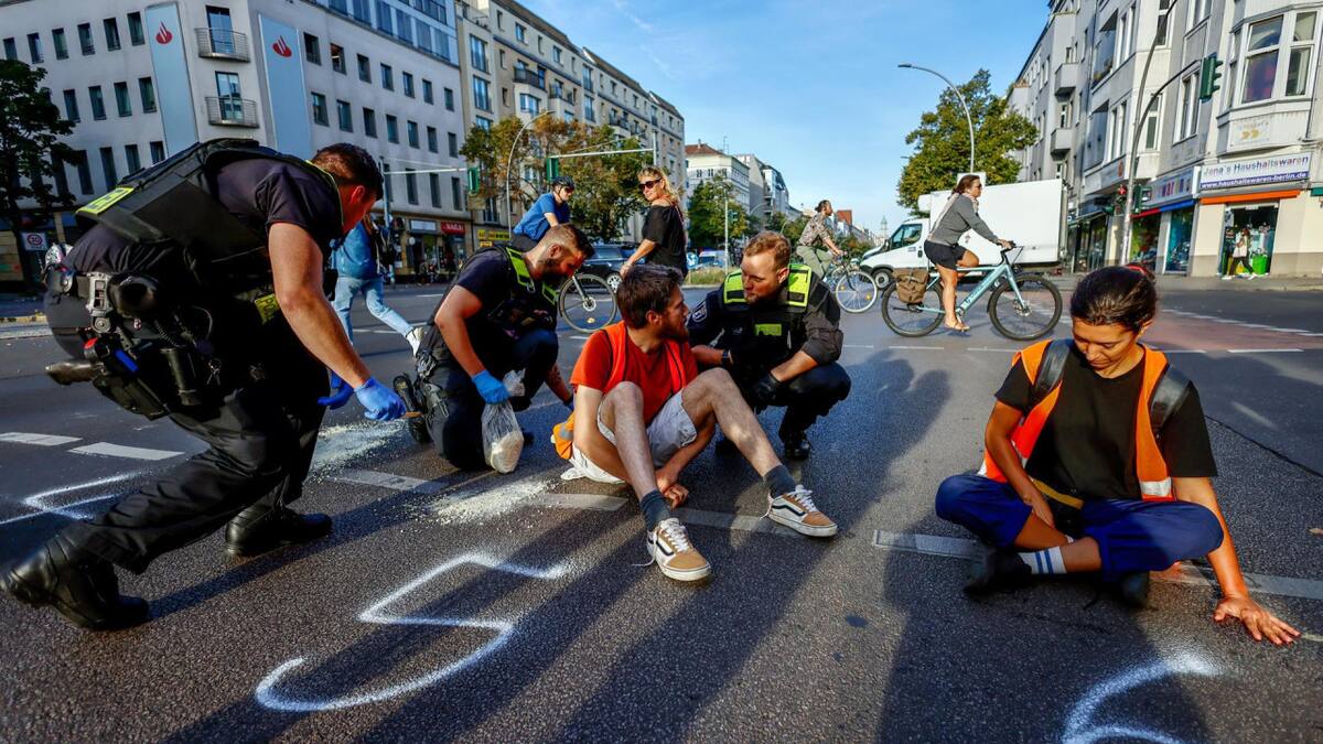 Activistas en Alemania. Foto: EFE.