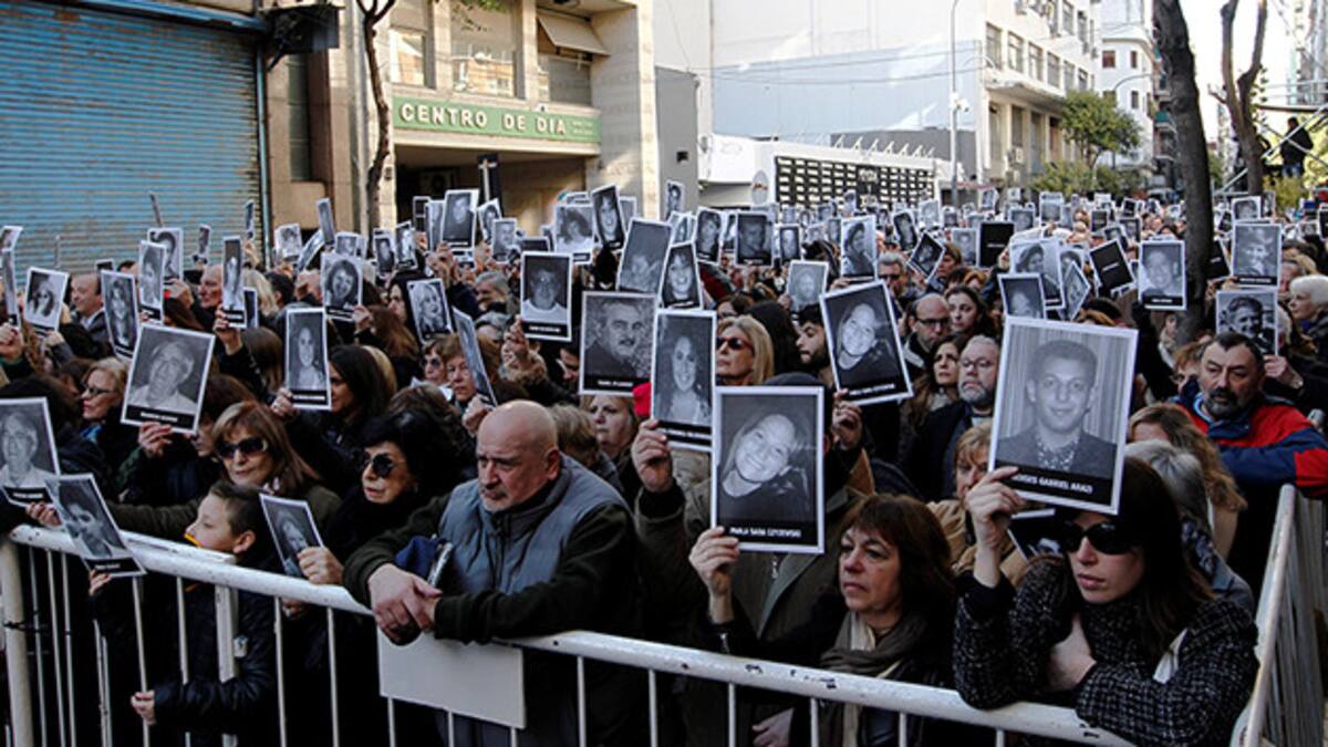 Acto en la AMIA (Reuters)