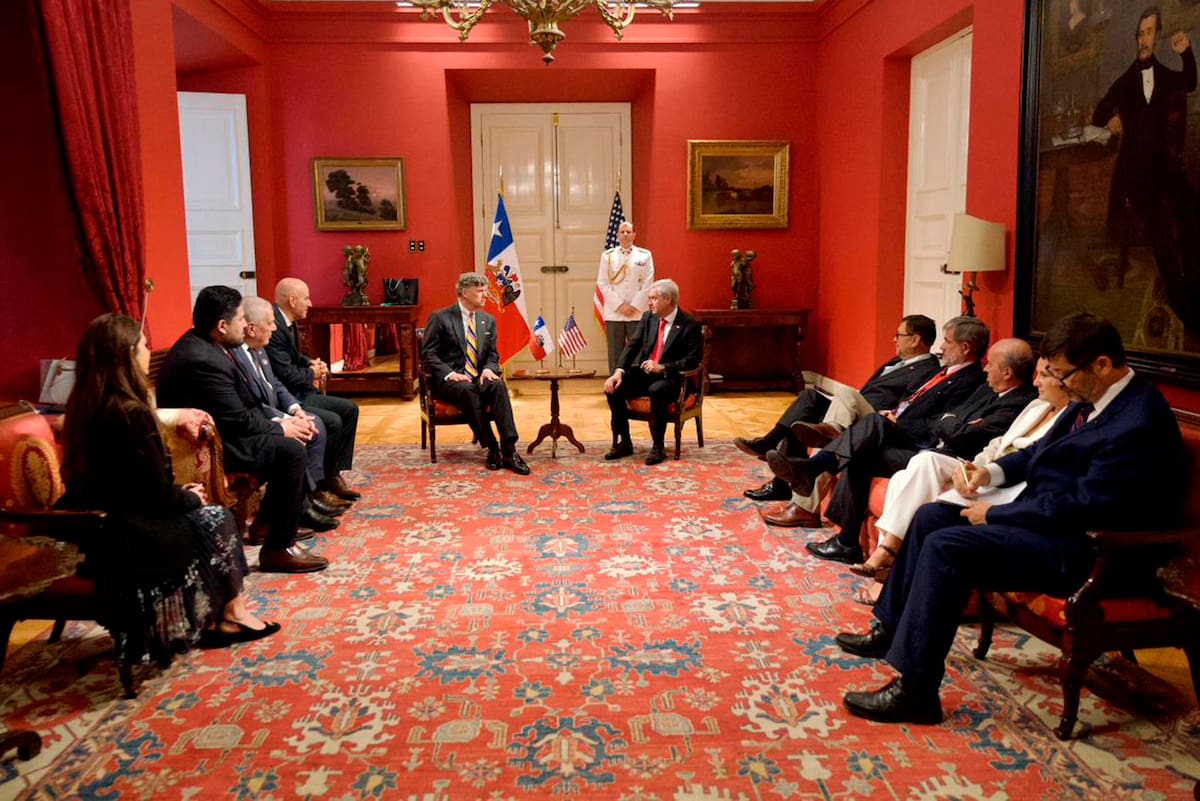 Acuerdo entre Chile y EEUU por minerales críticos y tierras raras.