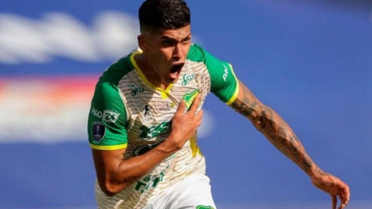 Adonis Frías, futbolista. Foto: NA.