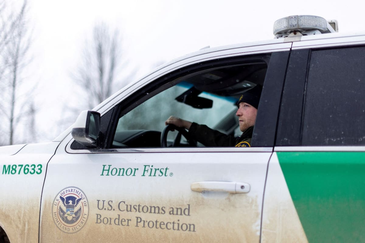 Agencia de Inmigración y Aduanas de Estados Unidos (ICE). Foto: Reuters/Carlos Osorio