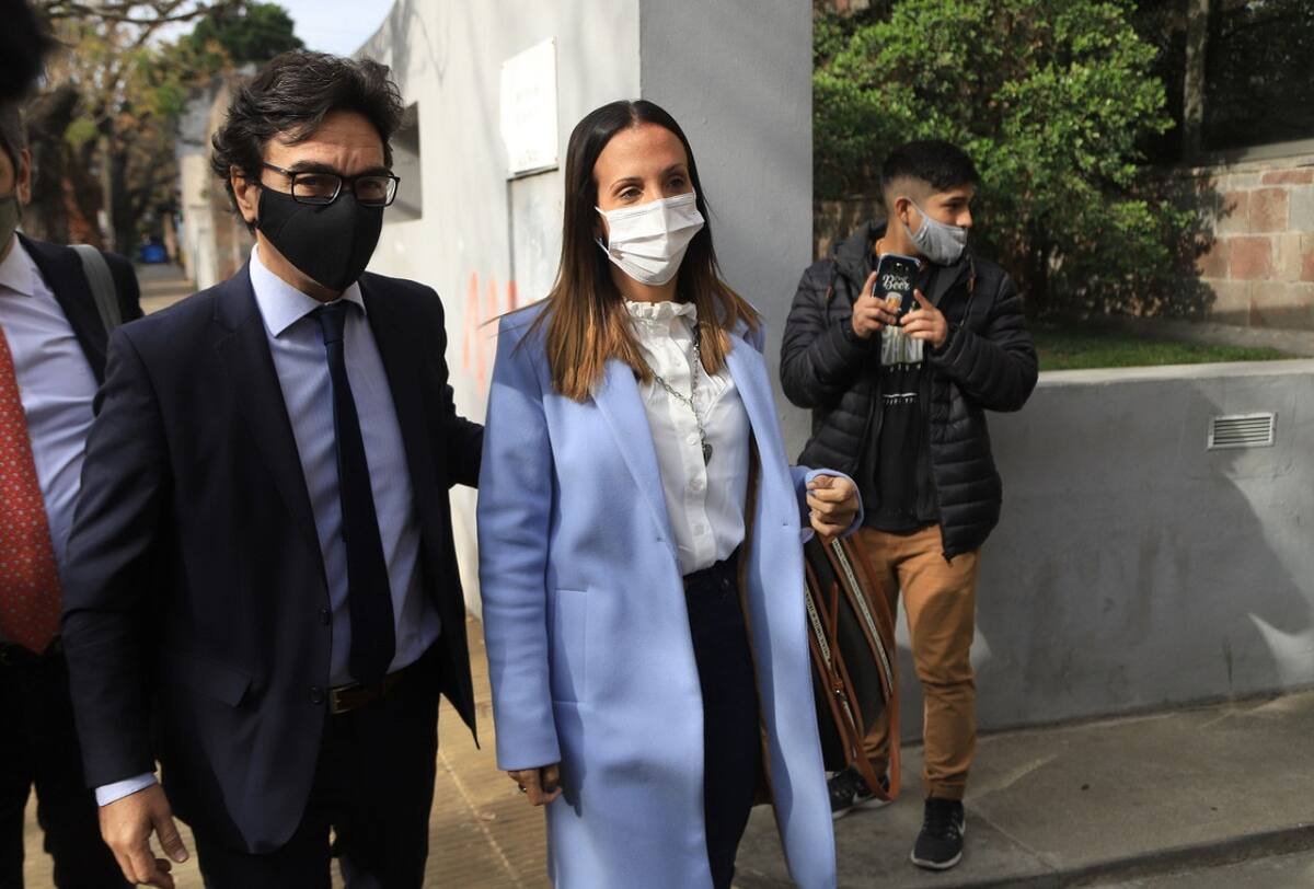 Agustina Cosachov junto a su abogado Vadim Muschanchuk. Foto: NA (Mariano Sánchez)