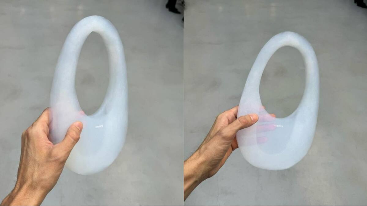 Air Swipe Bag, creada por la NASA. Foto: Instagram / @coperni.