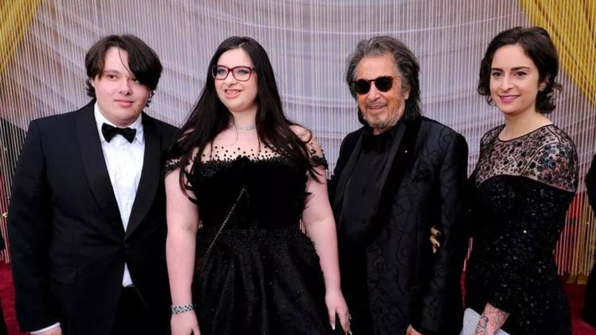 Al Pacino junto a sus hijos Julie Marie y los gemelos Anton James y Olivia Rose. Foto: Redes.