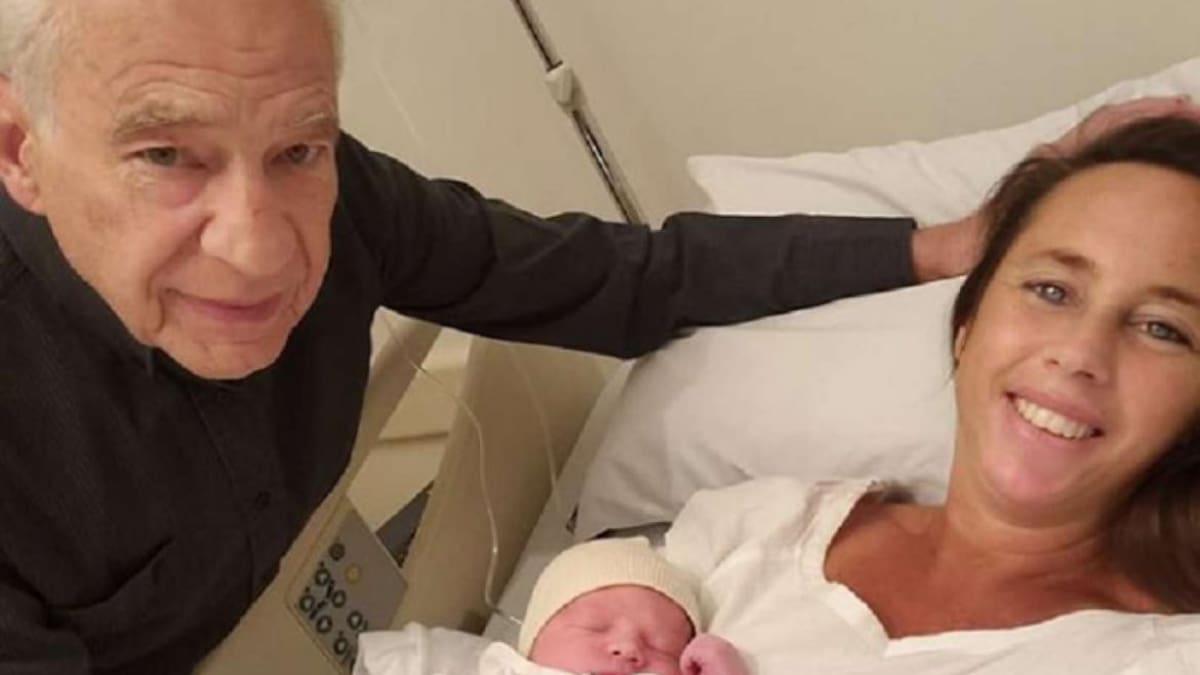 Alberto Cormillot y Estefanía Pasquini junto a Emilio