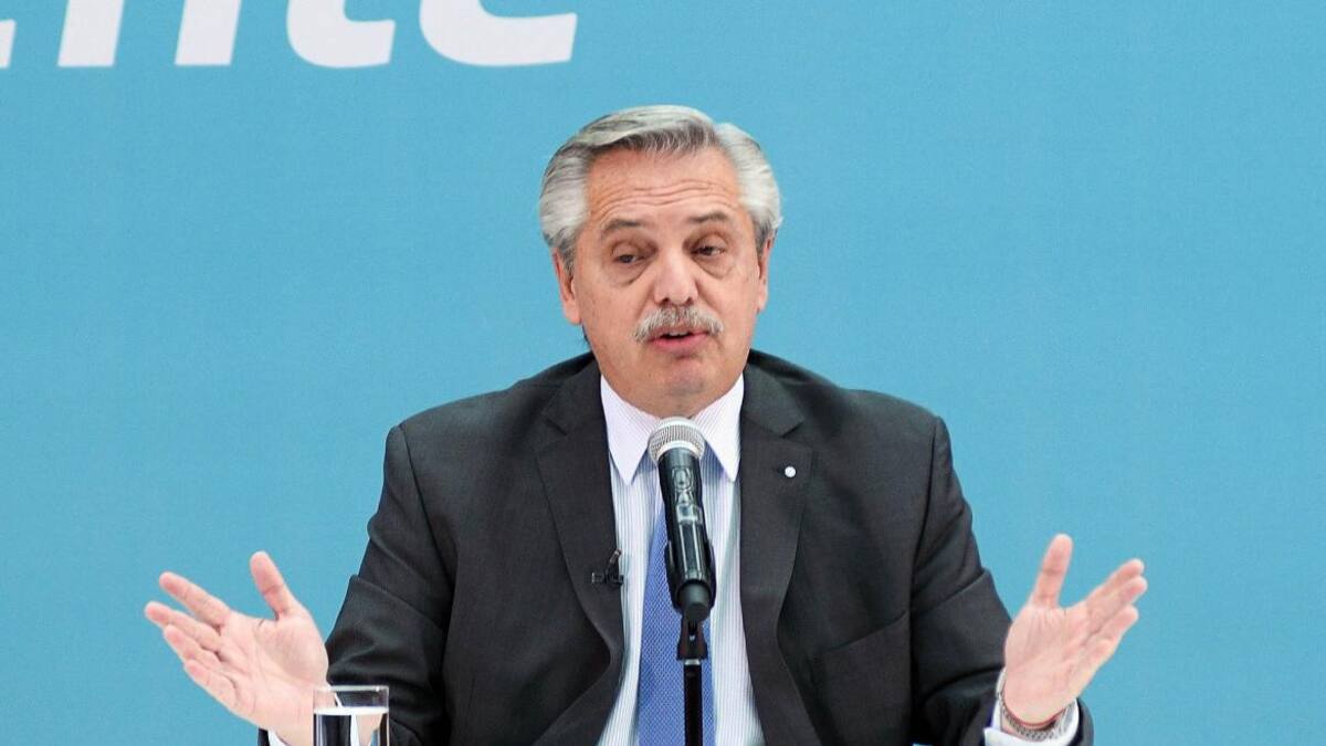 Un presidente que esta (cada vez más) sólo y ¿espera?