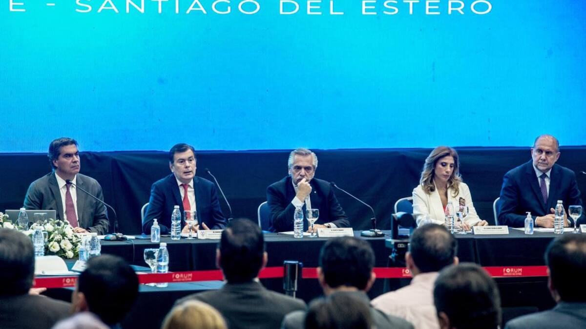 Alberto Fernández y gobernadores, Télam