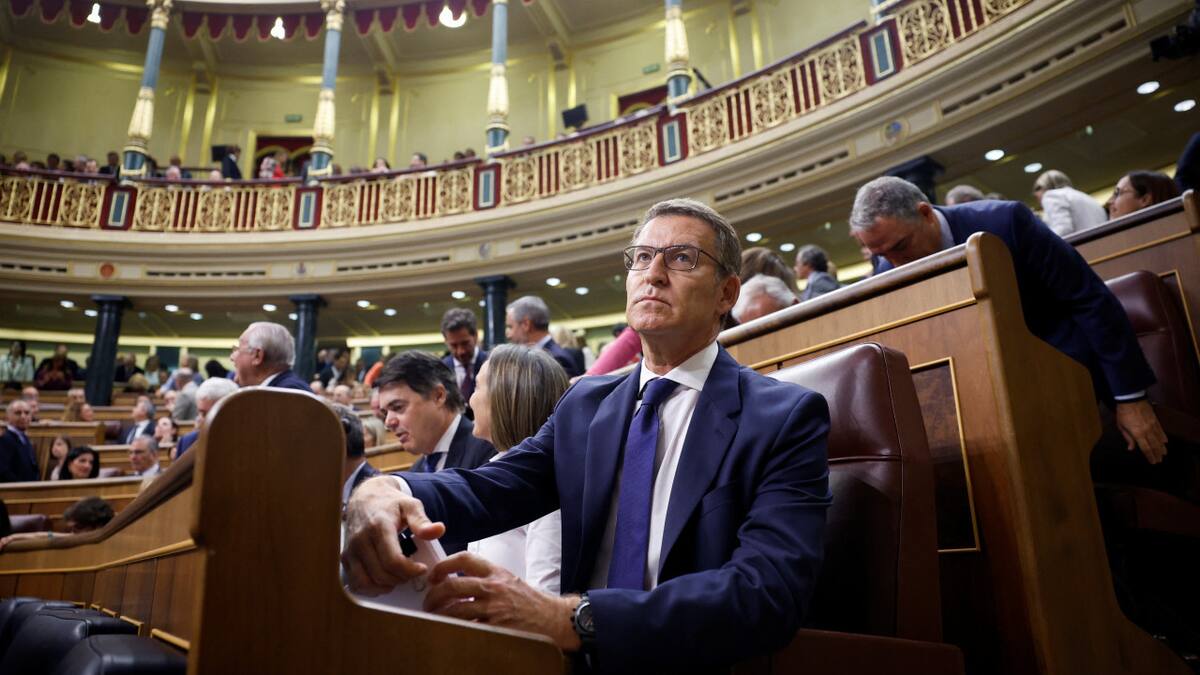 Alberto Núñez Feijóo en la Cámara de Diputados de España. Foto Reuters.