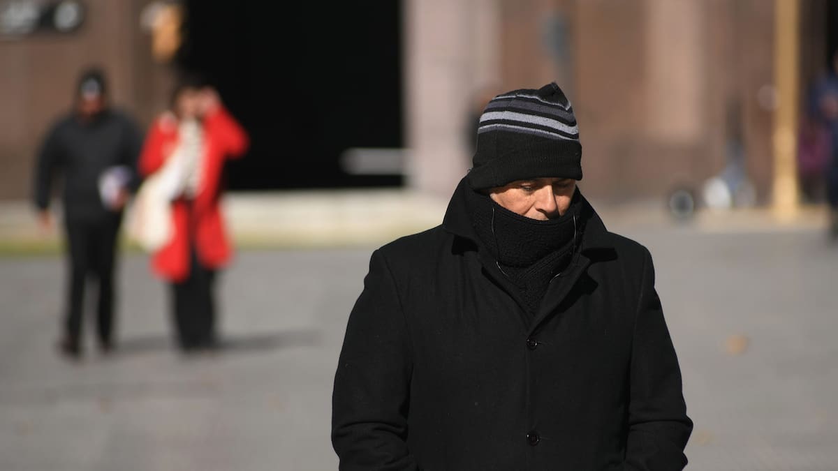 Giro inesperado en el clima: la masa de aire frío que provocará temperaturas bajo cero en Argentina, según el SMN