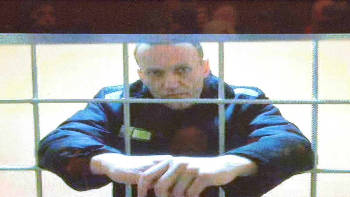 Alexei Navalny, tras las rejas. Foto: Reuters