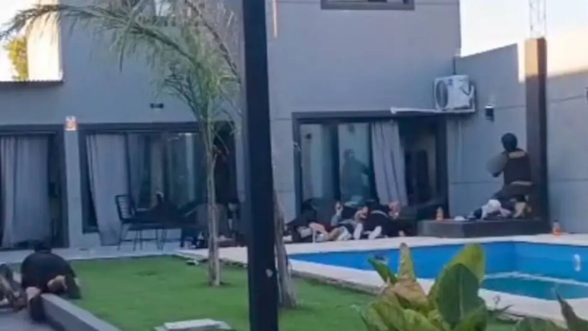Violento tiroteo durante una pool party: un muerto y varios detenidos en una quinta en Lomas de Zamora