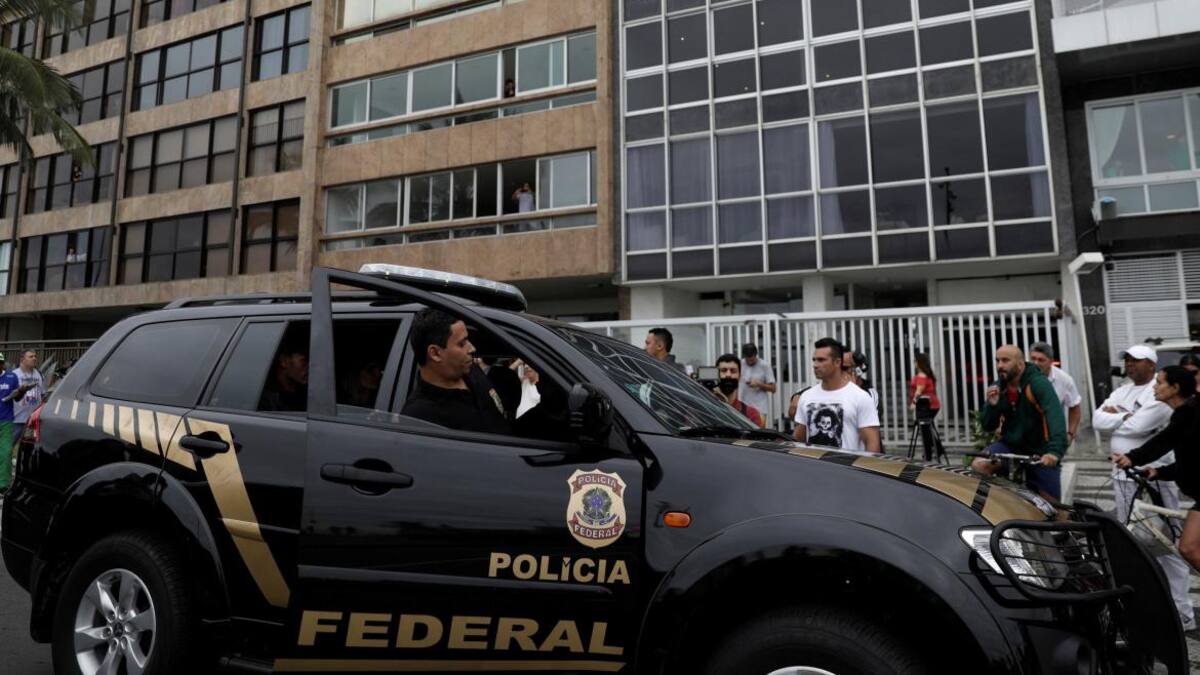 Allanamiento en oficina de Aécio Neves - Brasil - Reuters