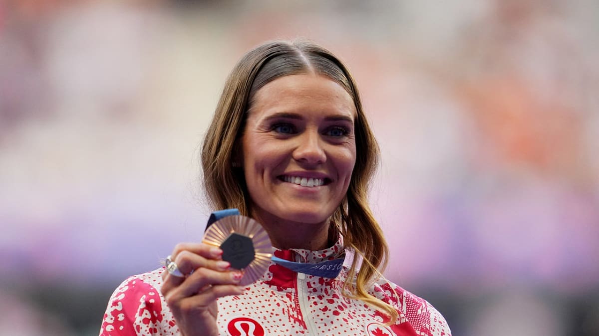 Alysha Newman logró el bronce en salto con garrocha en París 2024. Foto: Reuters.