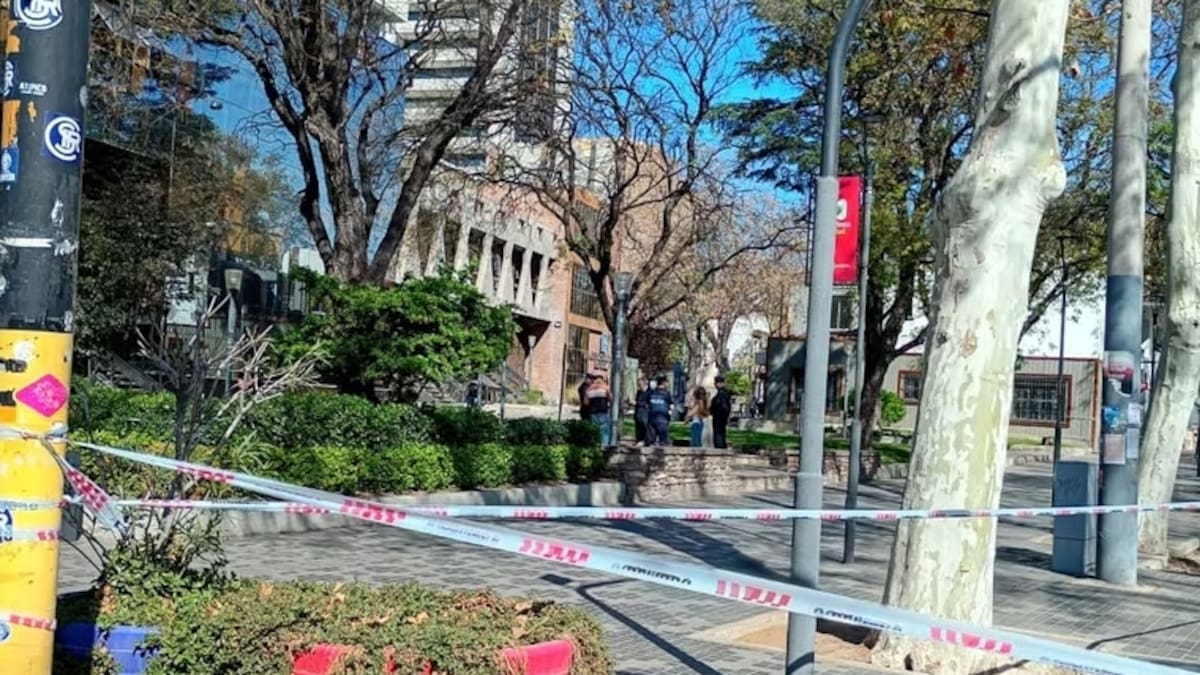 Amenaza de bomba en la Universidad de Mendoza: qué pasó y qué encontraron tras el operativo