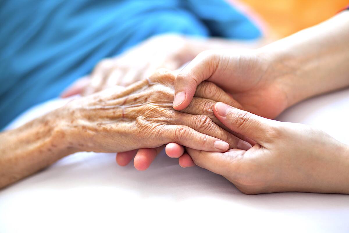 Ancianos, PAMI, cuidadores, salud. Foto: X