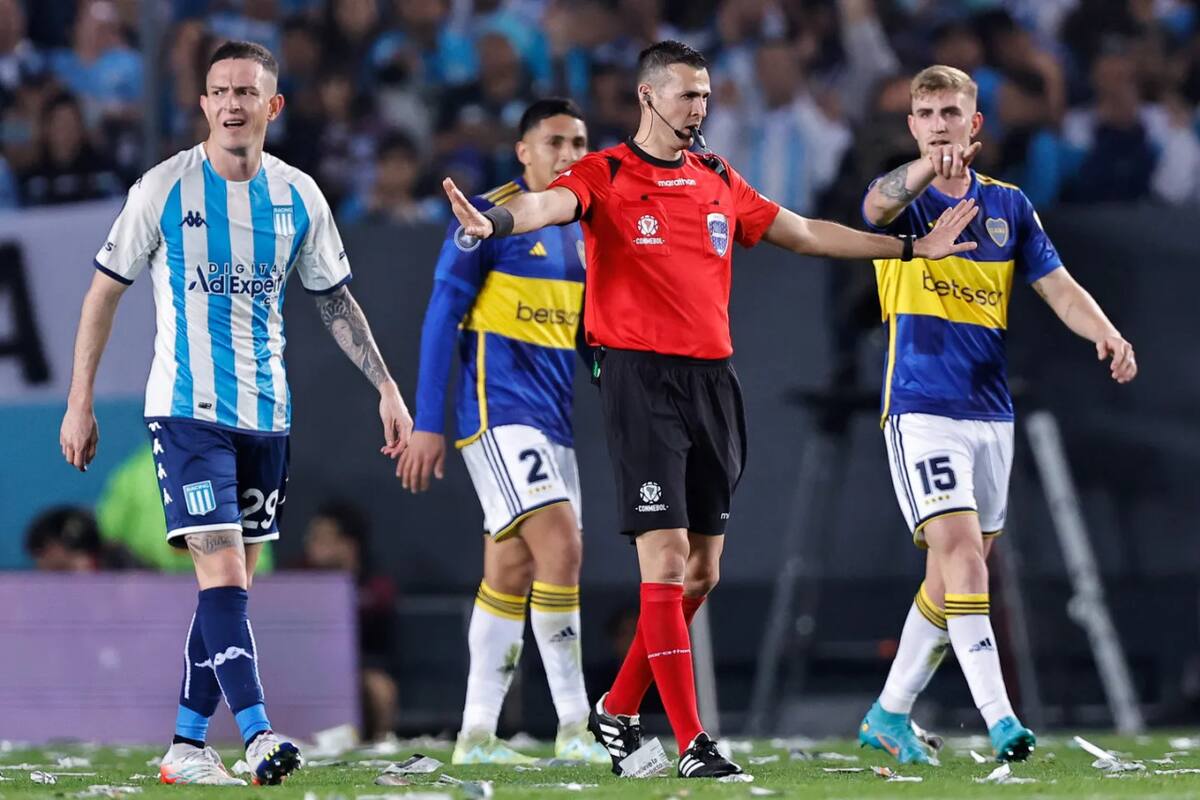 Andrés Matonte arbitró el Racing vs Boca de cuartos de final. Foto: EFE.