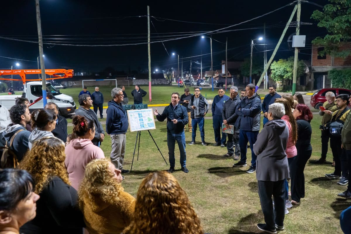 Andrés Watson supervisó la renovación lumínica en La Colorada Este.
