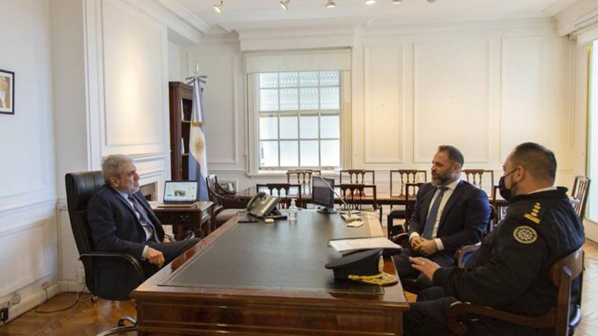 Aníbal Fernández, reunión en Ministerio de Seguridad, Gobierno, NA
