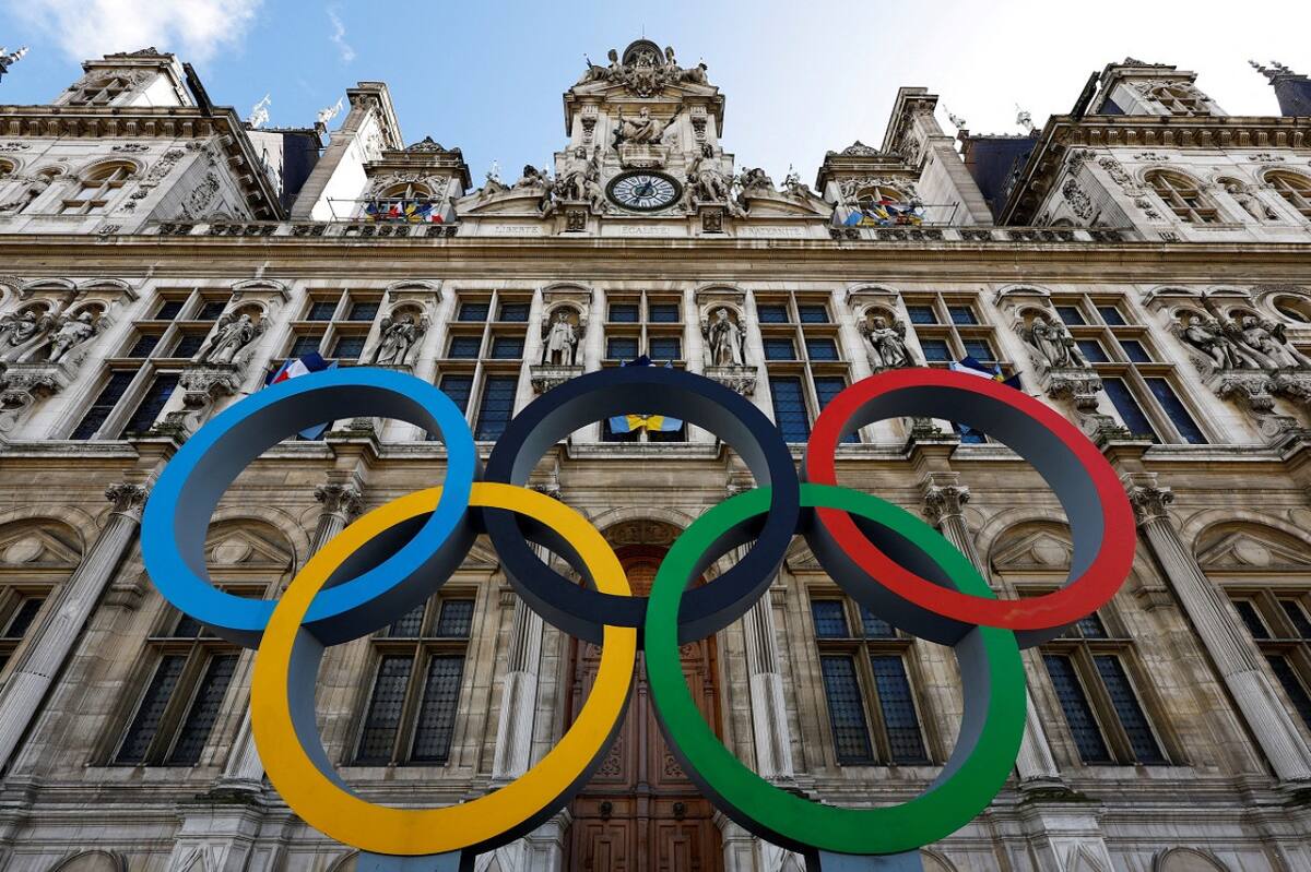 Anillos de los Juegos Olímpicos en el Hotel de Ville City Hall de Paris. Foto: Reuters.