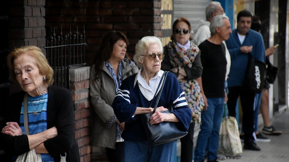 Atención jubilados: estas son las fechas de cobro de julio para la mínima y quiénes reciben el bono completo