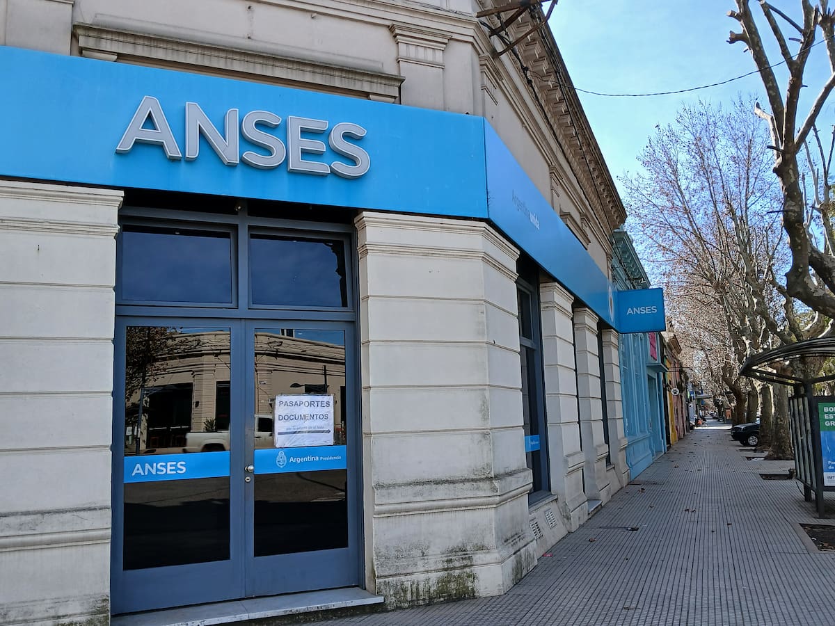 ANSES.