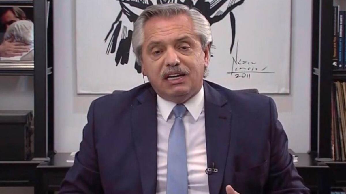 Ante la Iglesia, Fernández abogó por un diálogo para transformar a la Argentina