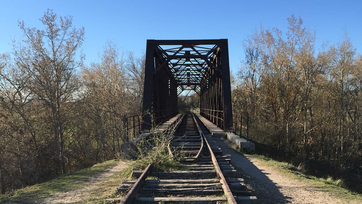 Construido en el siglo XIX en Valladolid, este puente metálico logró sobrevivir más de 150 años de transformaciones. Una investigación publicada en 2026 reveló su historia y por qué es una pieza excepcional de la ingeniería de España.