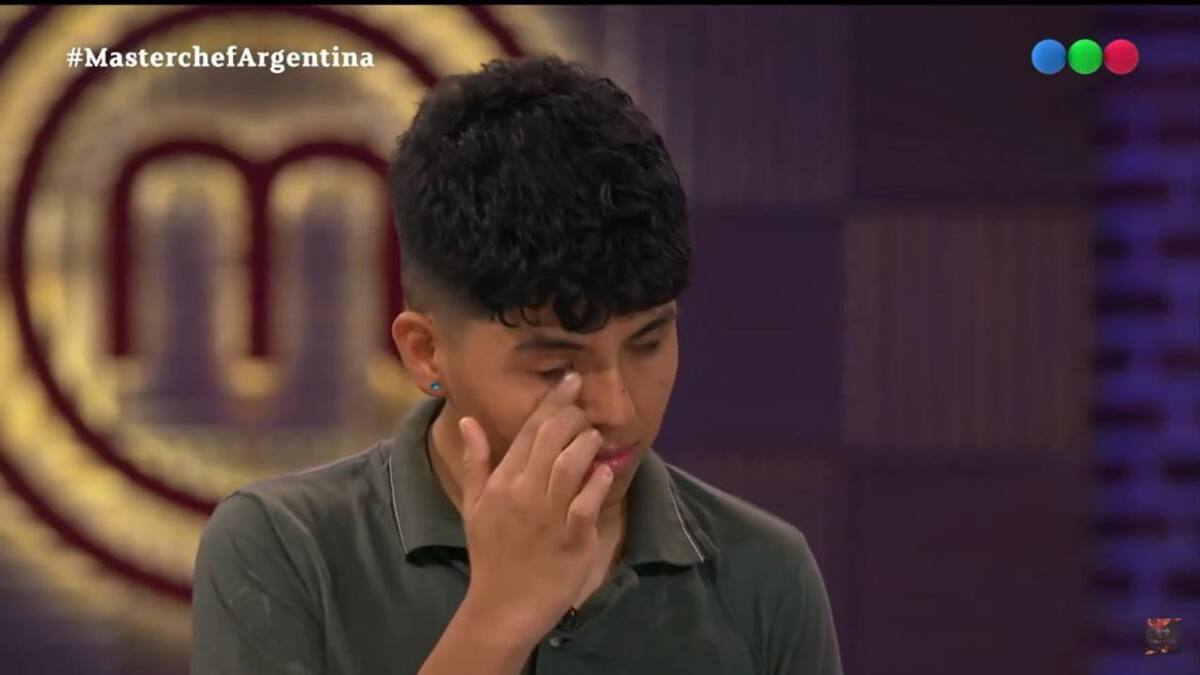 Antonio, el joven salteño, emocionado hasta las lágrimas. Foto Gentileza Masterchef.