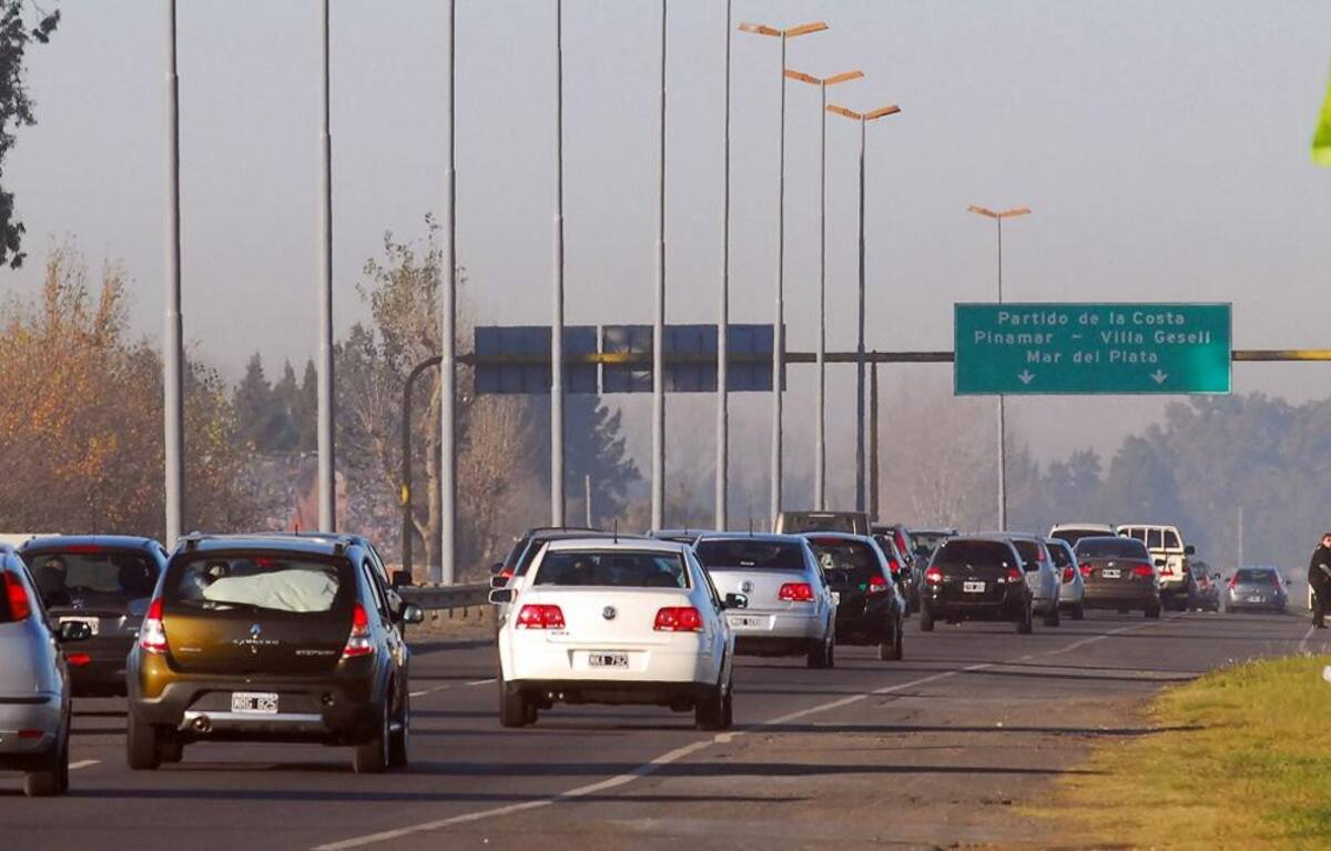 Anuario Información General 2017 - Feriados - Turismo