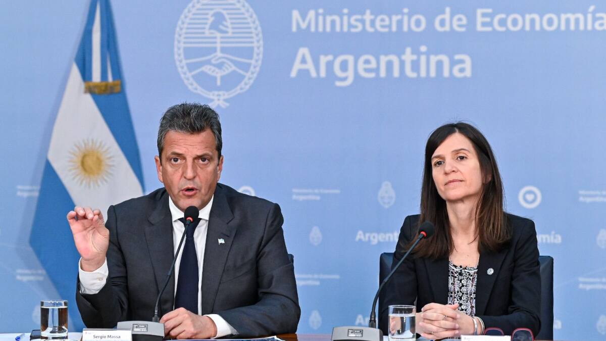 Anuncio de Sergio Massa y María Fernanda Raverta. Foto: Prensa.