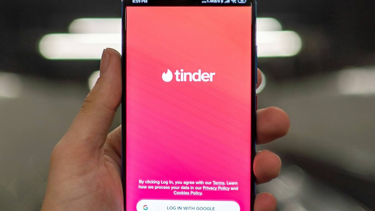 Aplicaciones de citas, Tinder. Foto Unsplash.