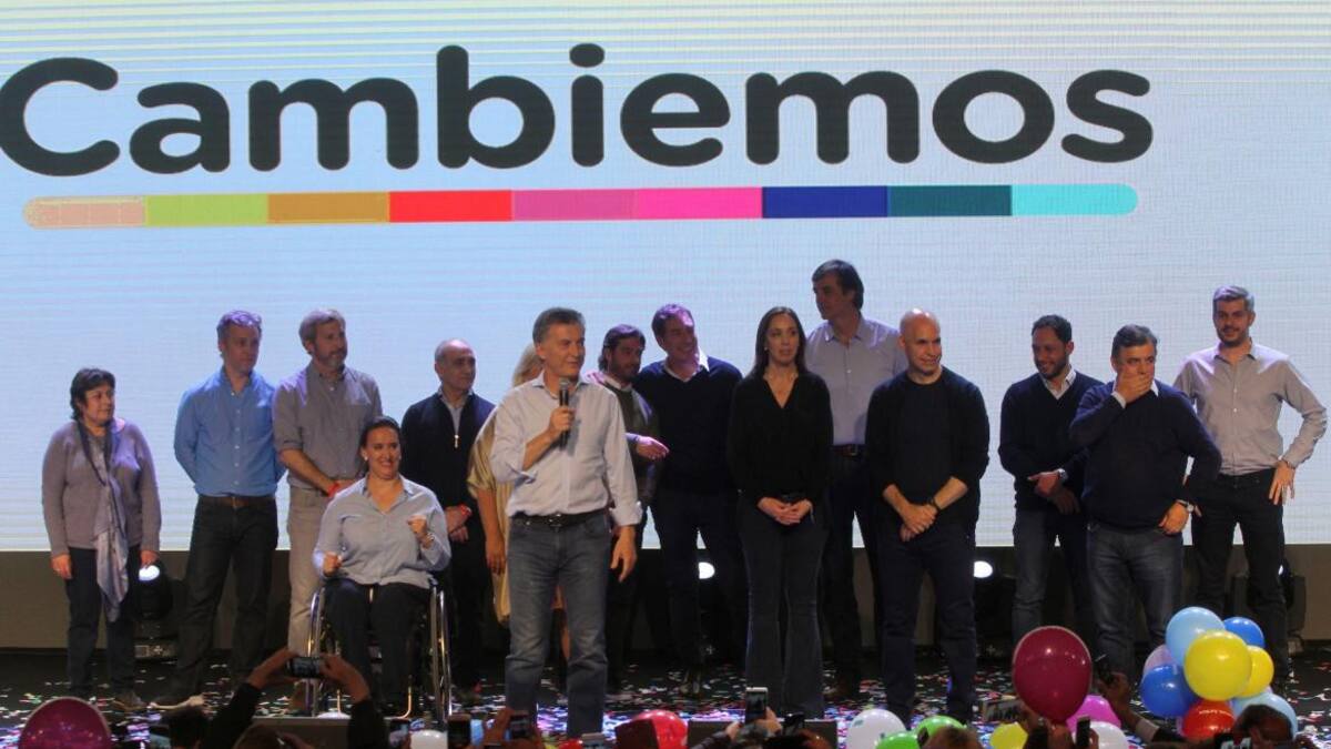 Aportantes truchos Cambiemos - Política