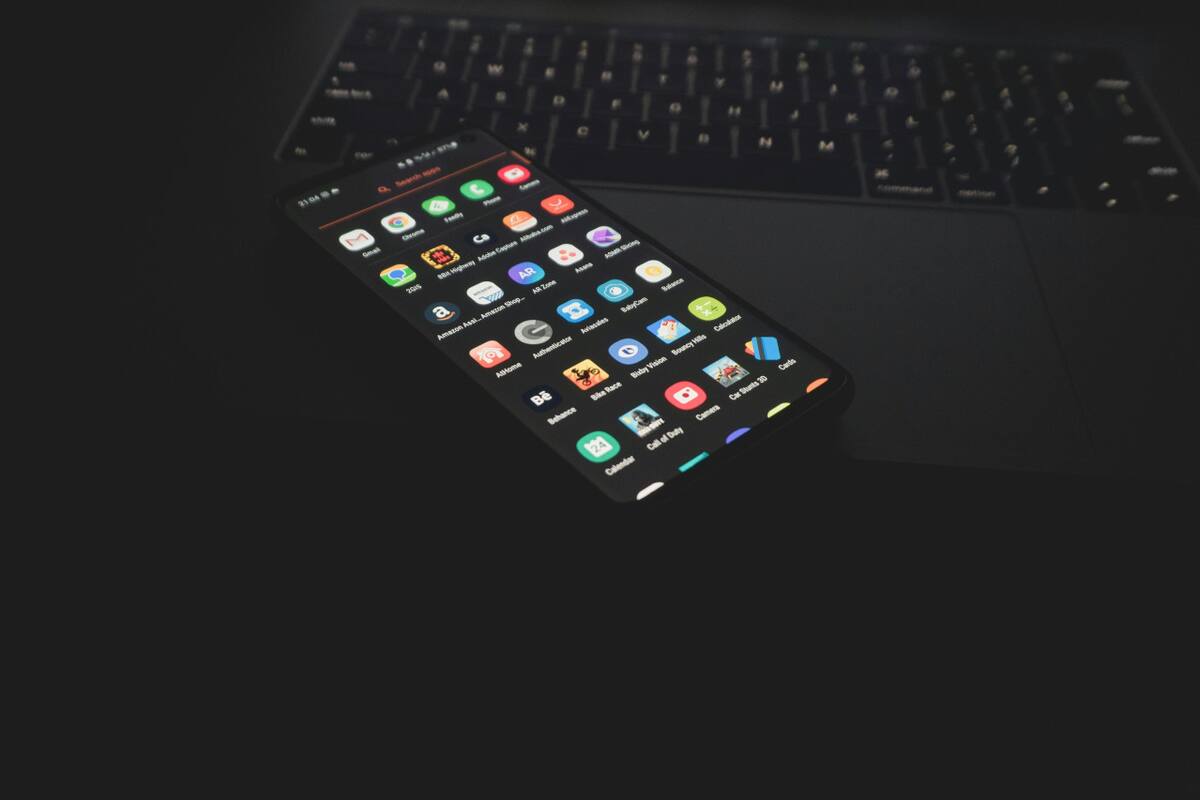 Apps, celular. Fuente: Unsplash