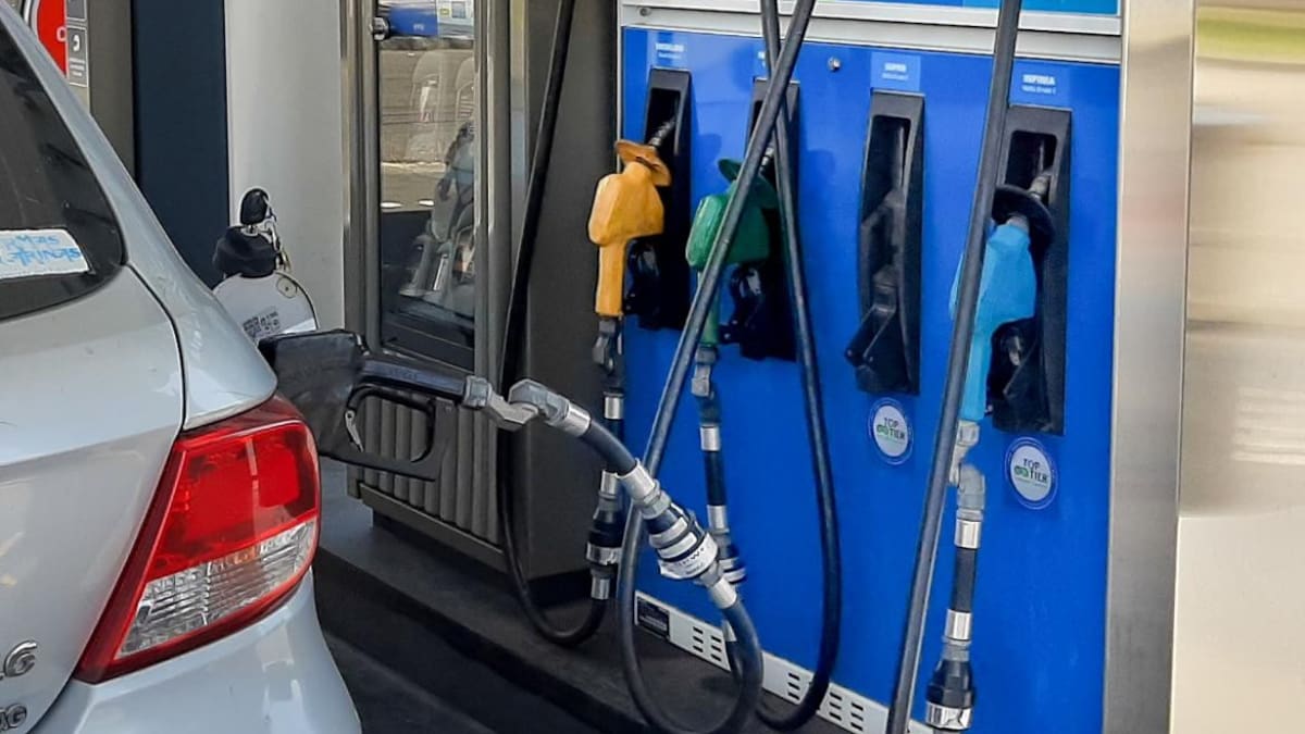 Precio de la nafta en Argentina: por qué el litro es más caro que en Estados Unidos y Brasil tras la suba del petróleo