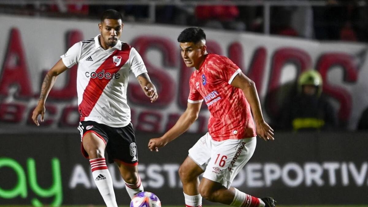 Argentinos Juniors vs. River, NA