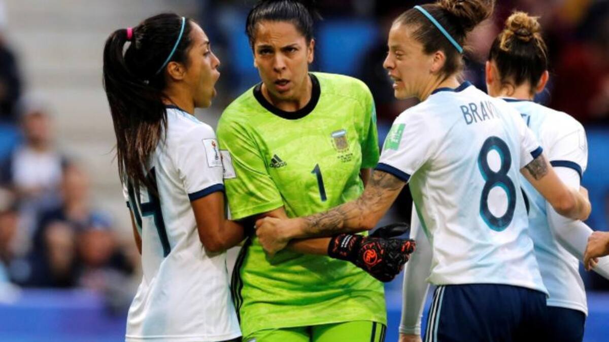 Arquera de la Selección argentina Vanina Correa, NA